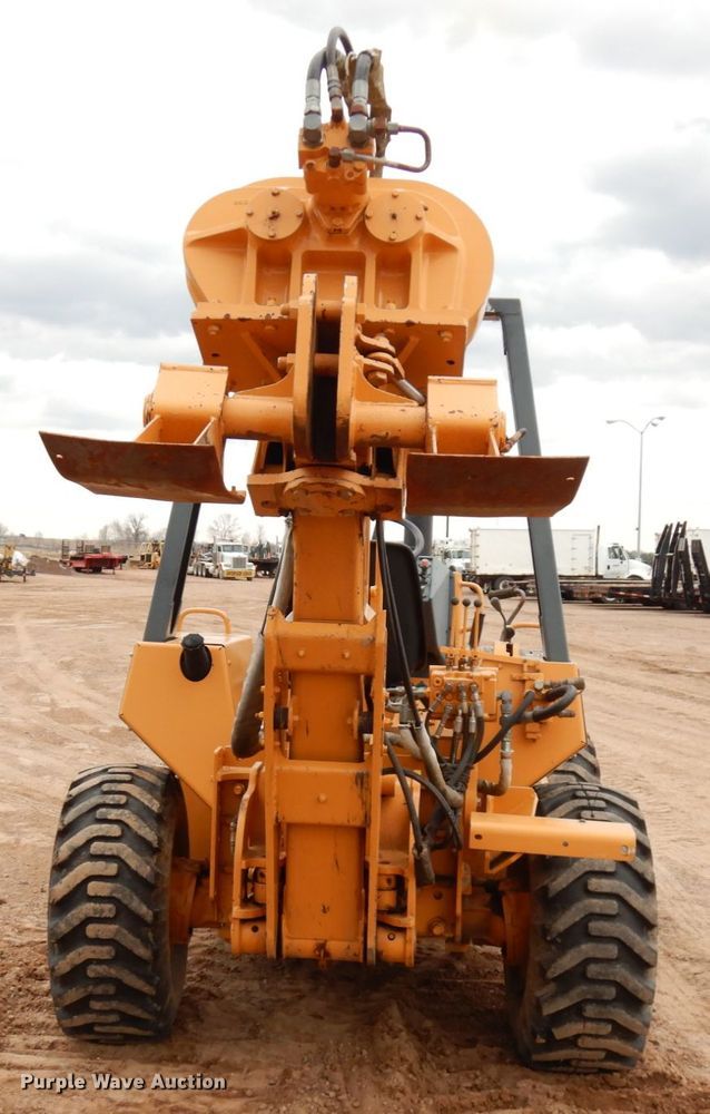 image for item HR9040 1992 Case 660  cable plow