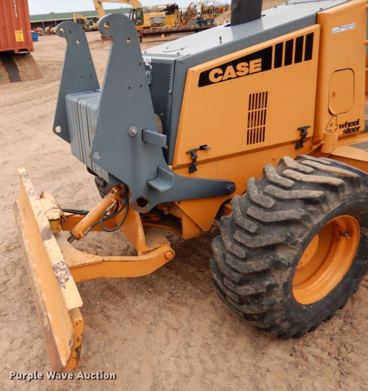 image for item HR9040 1992 Case 660  cable plow