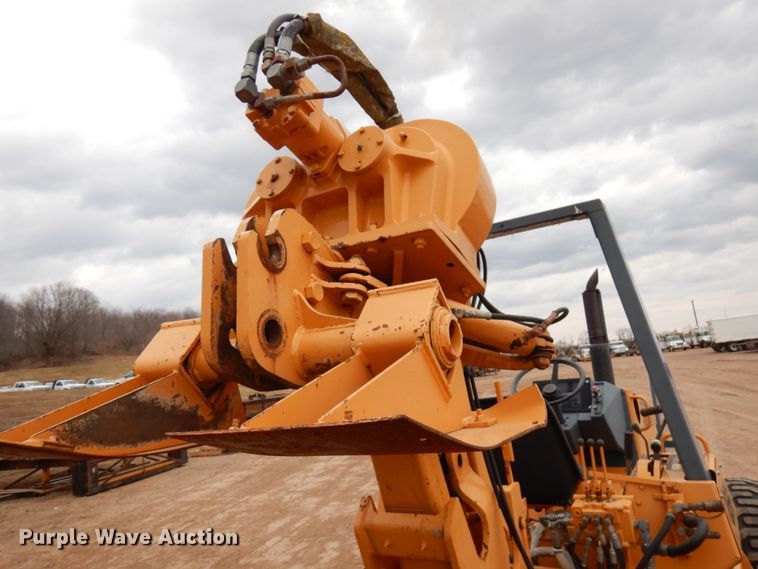 image for item HR9040 1992 Case 660  cable plow