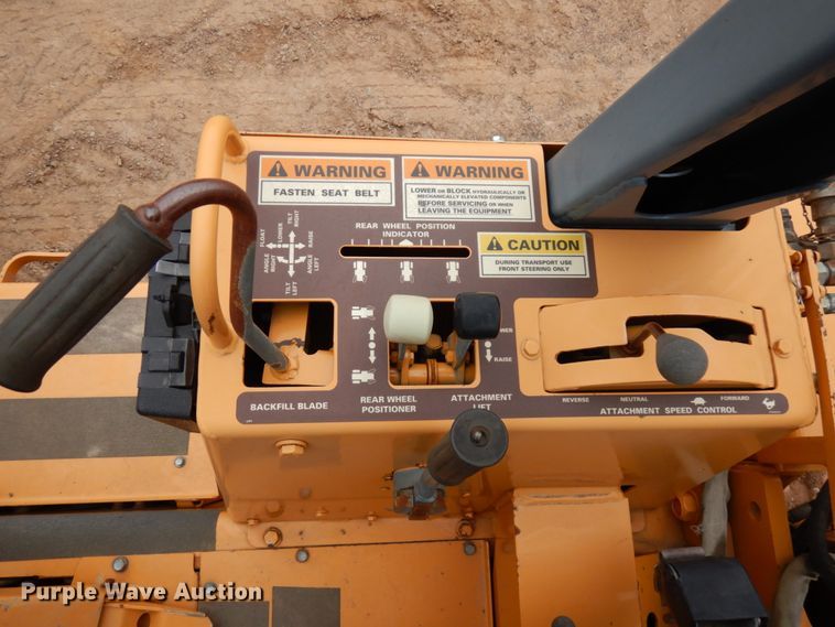 image for item HR9040 1992 Case 660  cable plow