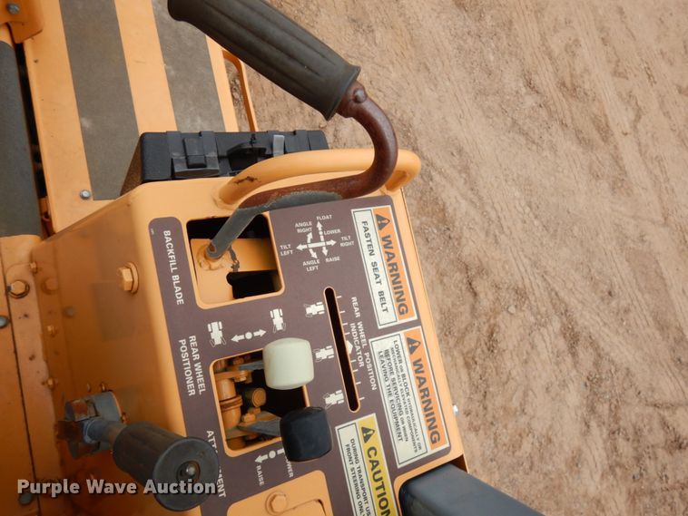 image for item HR9040 1992 Case 660  cable plow