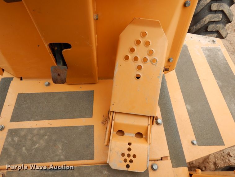 image for item HR9040 1992 Case 660  cable plow