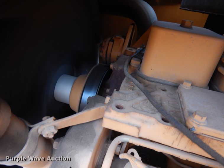 image for item HR9040 1992 Case 660  cable plow