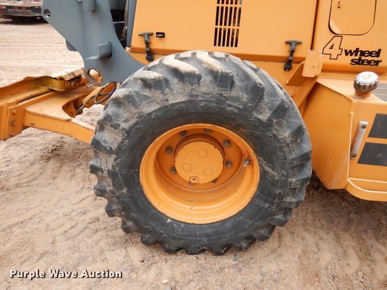 image for item HR9040 1992 Case 660  cable plow