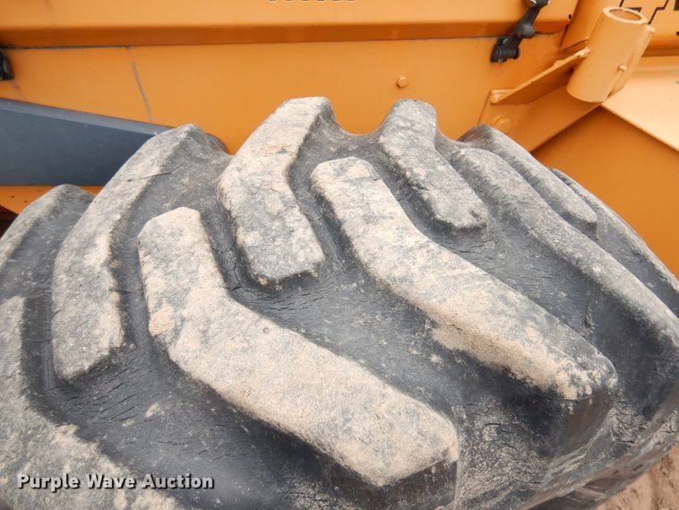 image for item HR9040 1992 Case 660  cable plow