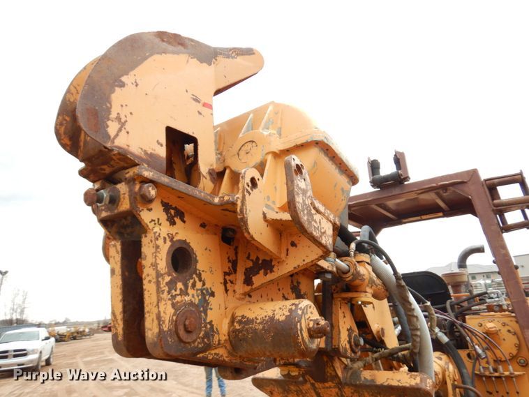 image for item HR9042 1990 Case 850D  cable plow