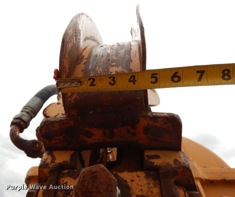 image for item HR9042 1990 Case 850D  cable plow