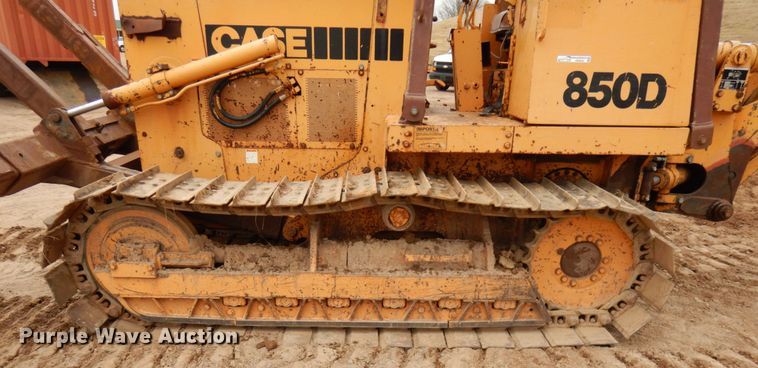 image for item HR9042 1990 Case 850D  cable plow