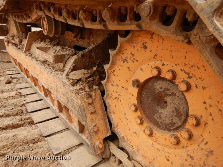 image for item HR9042 1990 Case 850D  cable plow