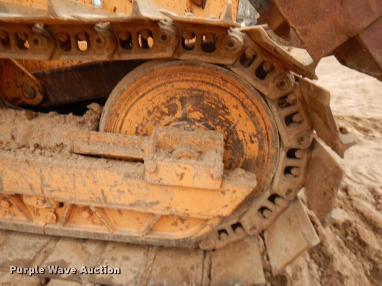 image for item HR9042 1990 Case 850D  cable plow