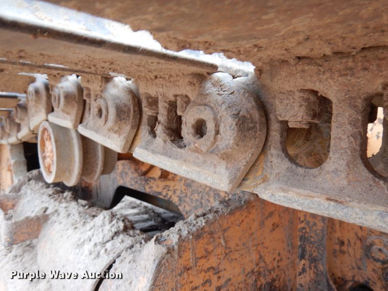 image for item HR9042 1990 Case 850D  cable plow