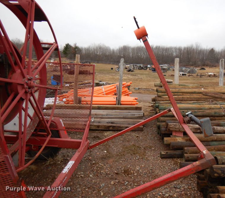 image for item HR9053 2001 JTC JTCFIG8  reel trailer