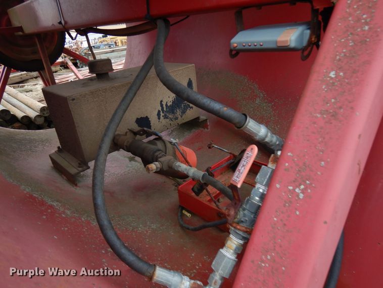 image for item HR9053 2001 JTC JTCFIG8  reel trailer