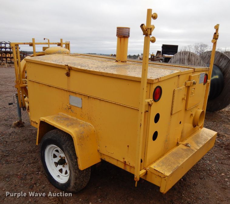 image for item HR9056 Flat 1300 3A  air compressor