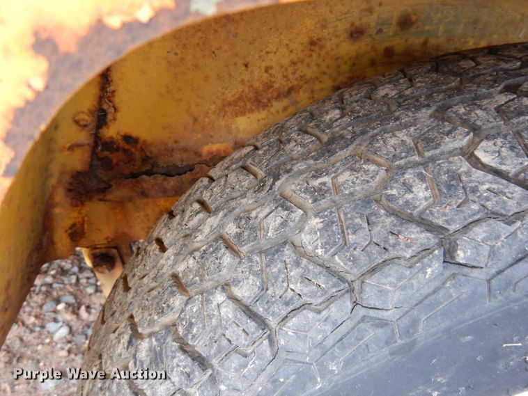 image for item HR9056 Flat 1300 3A  air compressor