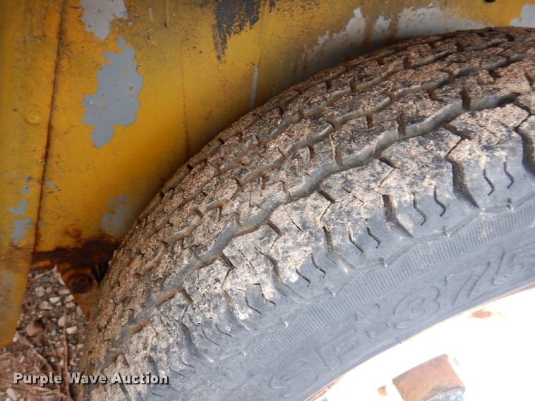 image for item HR9057 Hesco 1500 3  air compressor