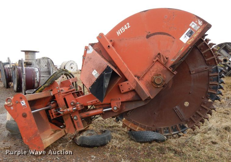 image for item HR9058 Ditch Witch H1542  rock saw
