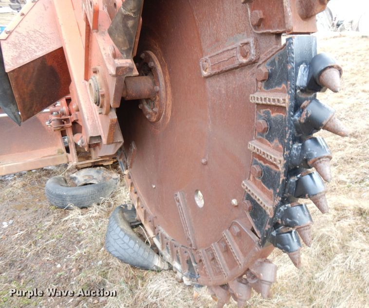 image for item HR9058 Ditch Witch H1542  rock saw