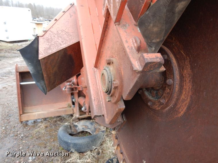 image for item HR9058 Ditch Witch H1542  rock saw