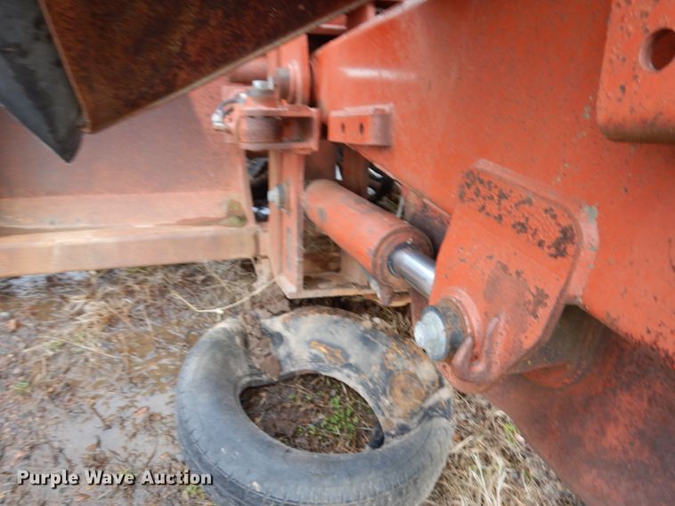 image for item HR9058 Ditch Witch H1542  rock saw