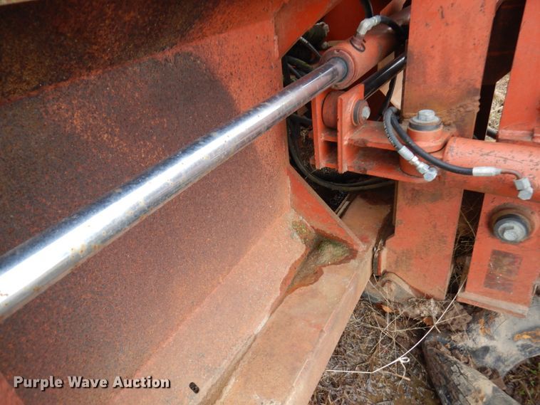 image for item HR9058 Ditch Witch H1542  rock saw