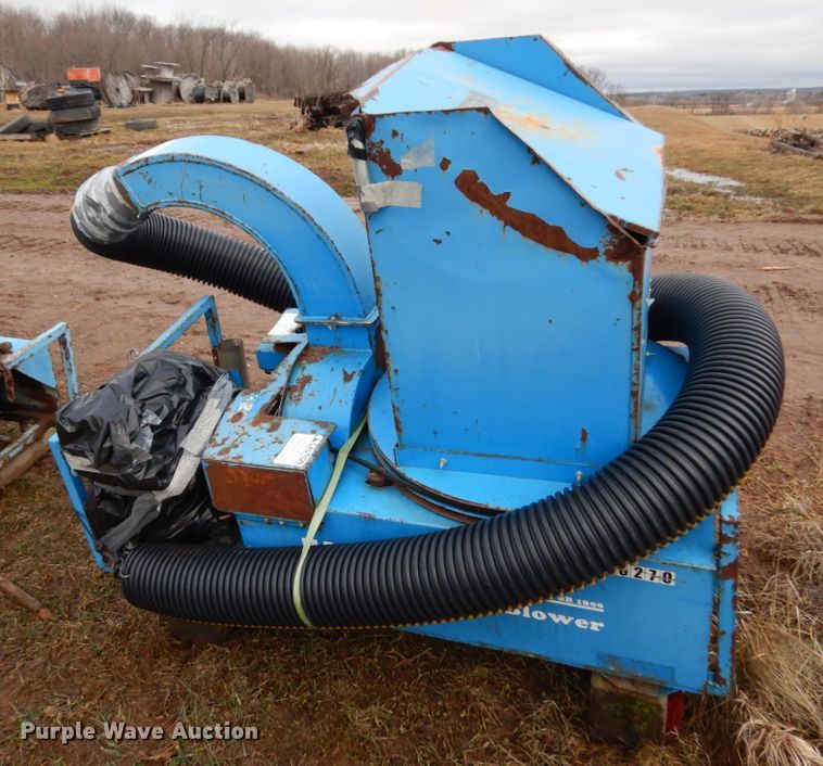 image for item HR9061 Harper Goosen 1800  straw blower