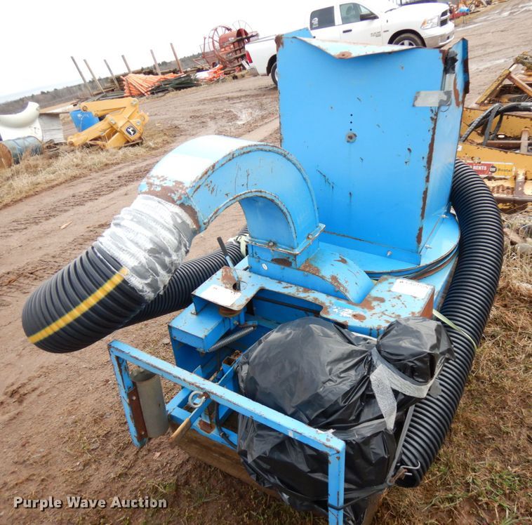 image for item HR9061 Harper Goosen 1800  straw blower