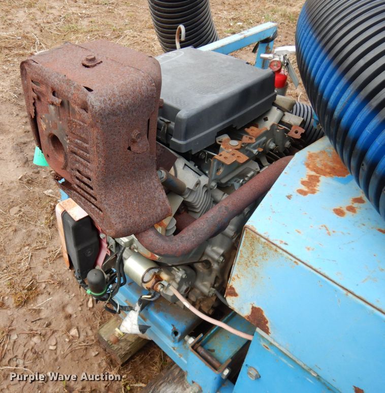 image for item HR9063 Harper Goosen B 1800  straw blower