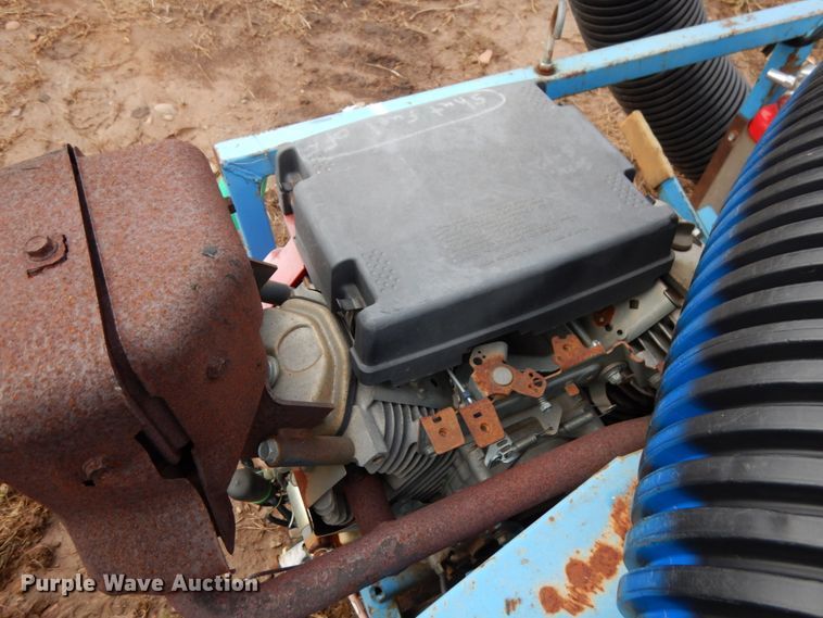 image for item HR9063 Harper Goosen B 1800  straw blower