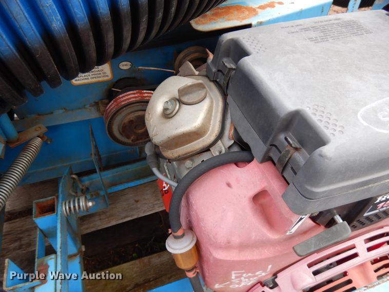 image for item HR9063 Harper Goosen B 1800  straw blower