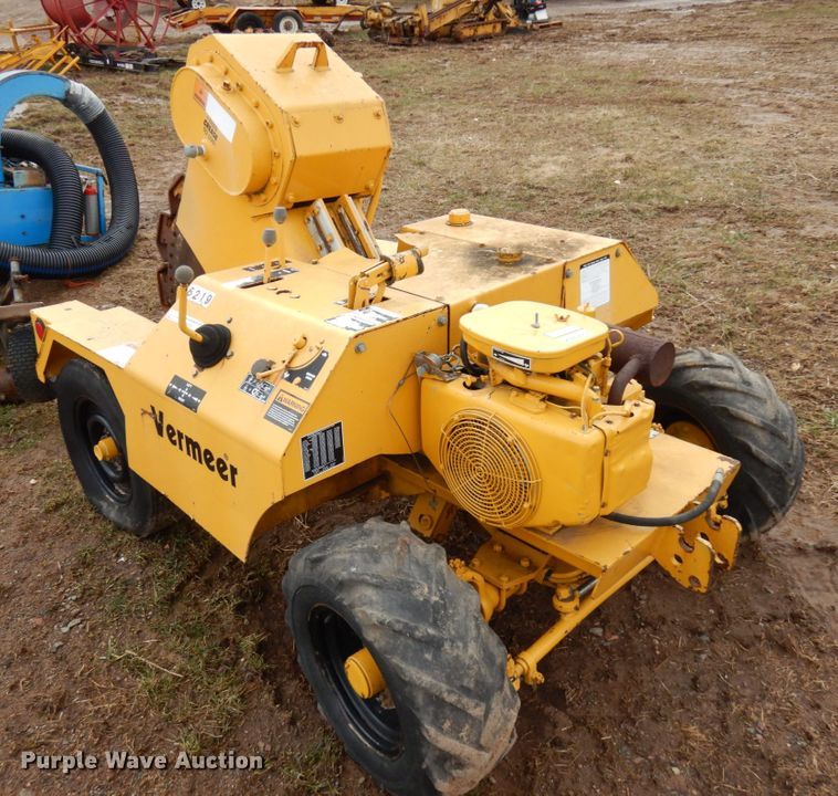 image for item HR9065 1989 Vermeer TC4  trench compactor