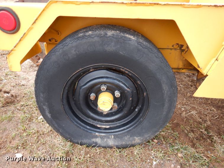 image for item HR9065 1989 Vermeer TC4  trench compactor