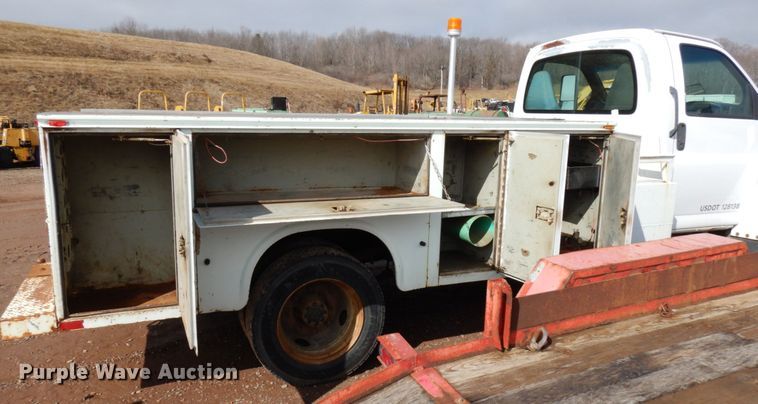 image for item HR9068 2005 Chevrolet C4500  utility / service truck