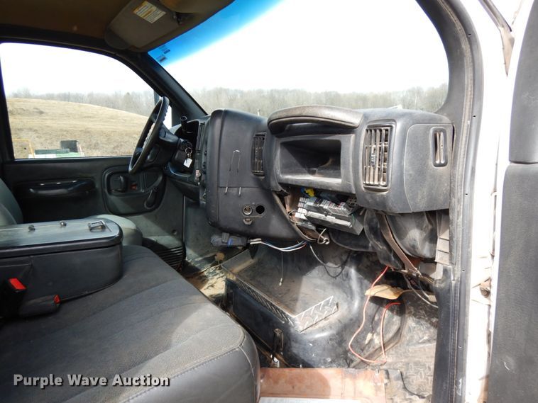 image for item HR9068 2005 Chevrolet C4500  utility / service truck