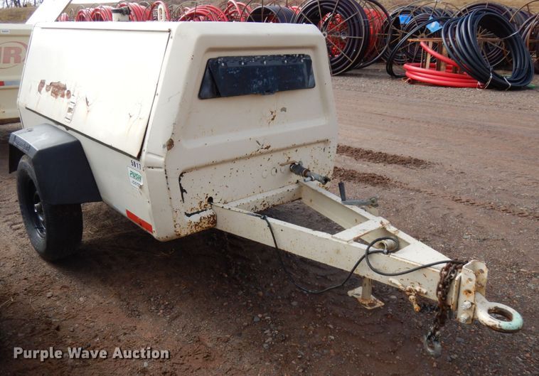 image for item HR9069 1993 Ingersoll Rand P175  air compressor