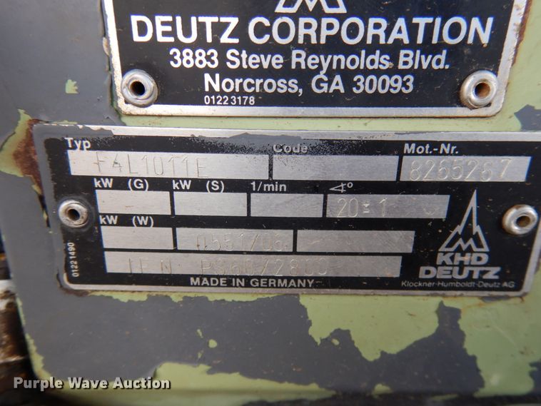 image for item HR9069 1993 Ingersoll Rand P175  air compressor