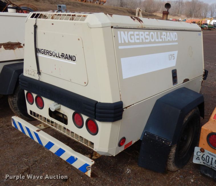 image for item HR9070 1999 Ingersoll Rand P175  air compressor