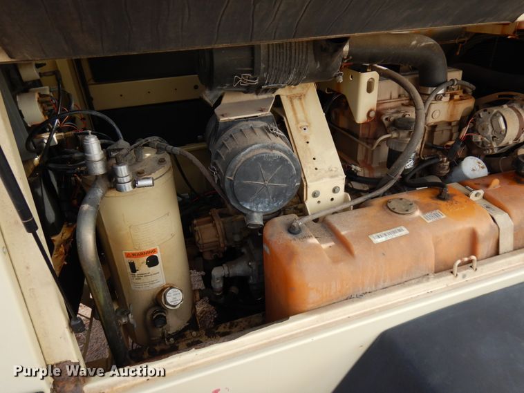 image for item HR9070 1999 Ingersoll Rand P175  air compressor