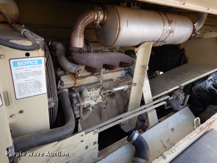 image for item HR9071 1993 Ingersoll Rand P175  air compressor