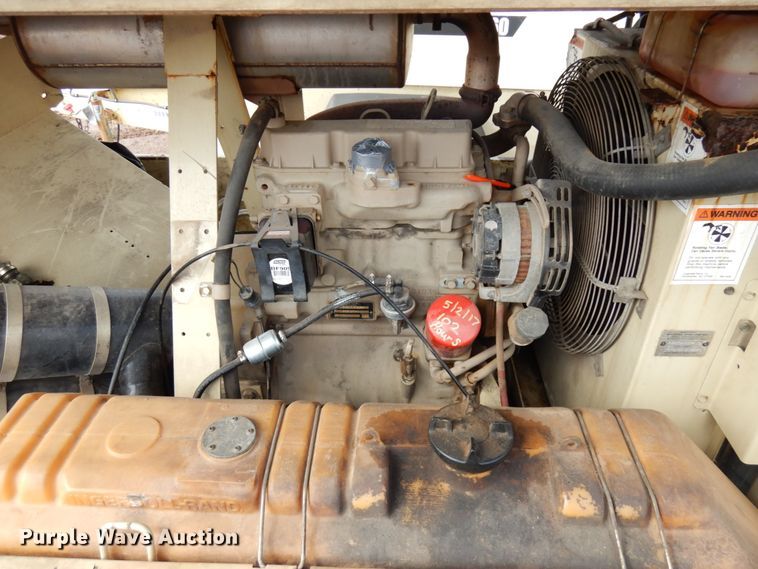 image for item HR9071 1993 Ingersoll Rand P175  air compressor