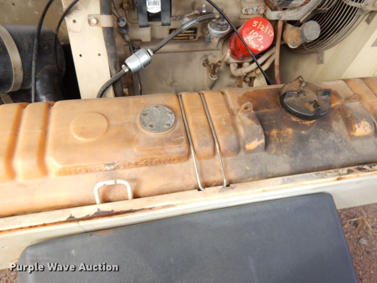 image for item HR9071 1993 Ingersoll Rand P175  air compressor