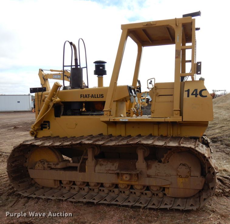 image for item HR9073 Fiat-Allis 14C  crawler tractor