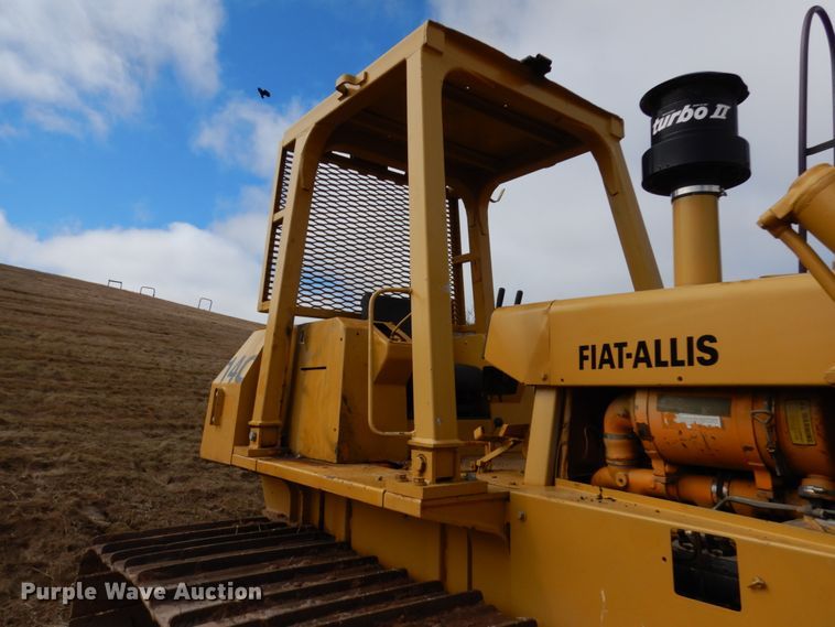 image for item HR9073 Fiat-Allis 14C  crawler tractor