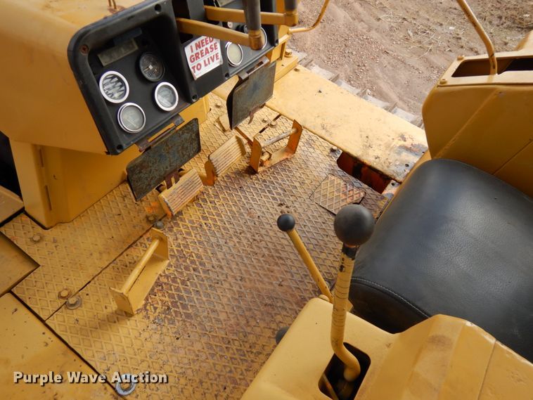 image for item HR9073 Fiat-Allis 14C  crawler tractor