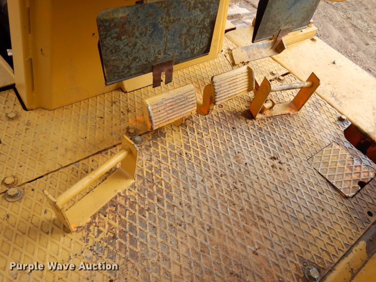 image for item HR9073 Fiat-Allis 14C  crawler tractor