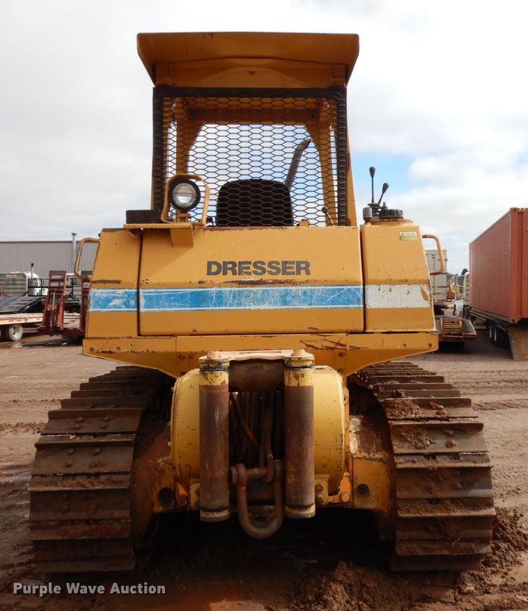 image for item HR9074 1996 Dresser TD-12C  dozer