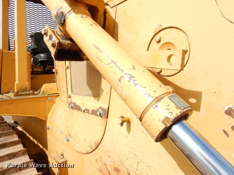 image for item HR9074 1996 Dresser TD-12C  dozer