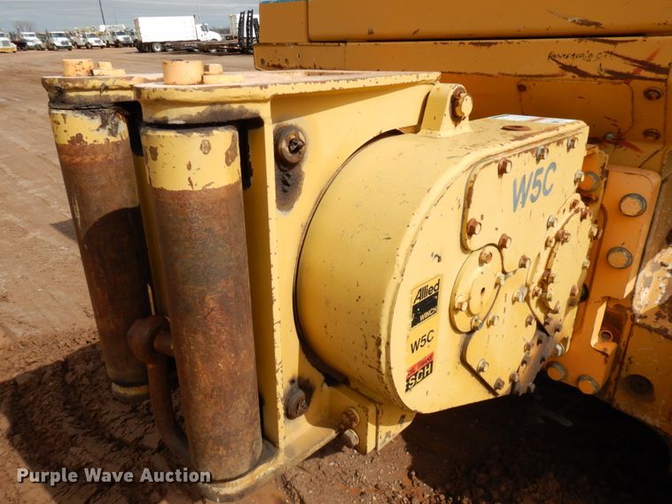 image for item HR9074 1996 Dresser TD-12C  dozer