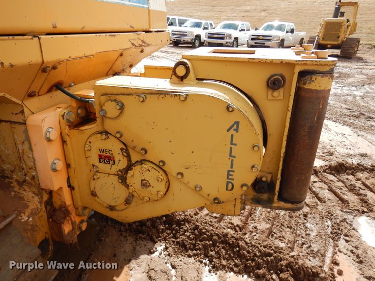 image for item HR9074 1996 Dresser TD-12C  dozer