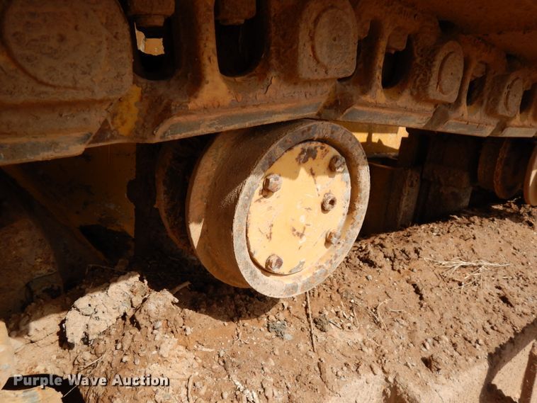 image for item HR9074 1996 Dresser TD-12C  dozer